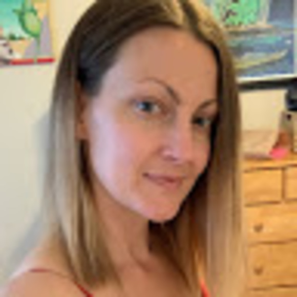 Meet your Posher, Kalene - Picture 1 of 1